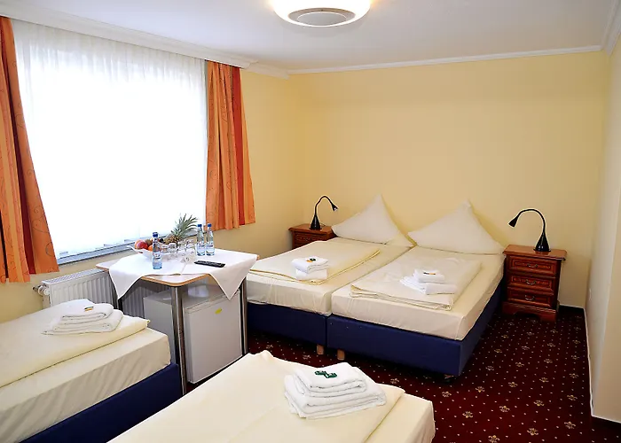 Neugrabener Hof 3*