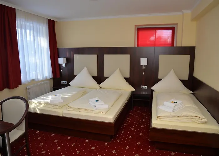 Neugrabener Hof 3*