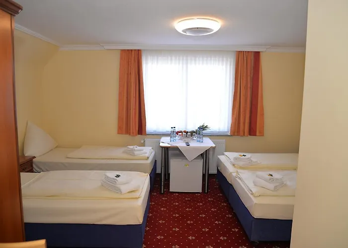 Neugrabener Hof 3*